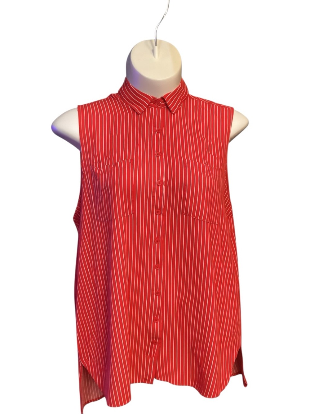 Sleeveless Plus Size 3X Red & White Striped Button-Front Tunic Shirt - Picture 4 of 6